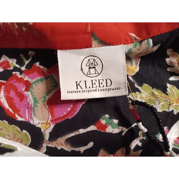 Kleed Kimono Robe, Pink Flowers, Red Trim, Embroidered Butterfly, Medium/Large - Picture 7 of 11